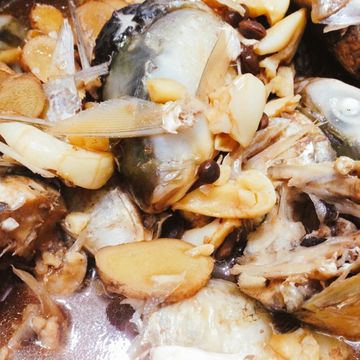 貴婦小靜一起做了豆瓣虱目魚頭