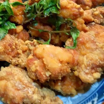 Ling 一起做了鹹酥雞