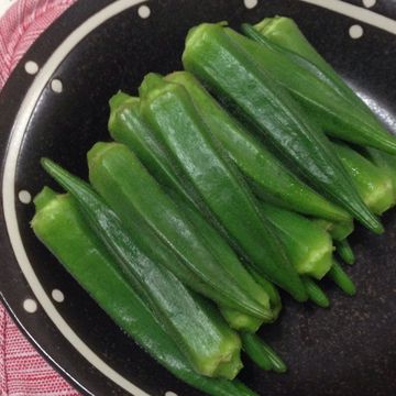 人妻廚房日誌-Mandy一起做了燙秋葵（調理方式）