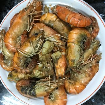 Hui-Juan Li一起做了胡椒蝦