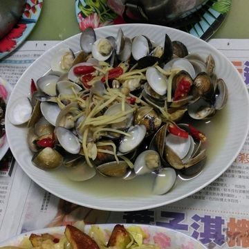澄花一起做了【菜鳥人妻學做菜】清酒蒸蛤蜊