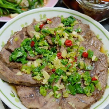 Dolly Chen一起做了紹興滷牛腱_電鍋料理 年菜前菜