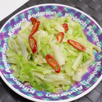 Dolly Chen一起做了炒高麗菜