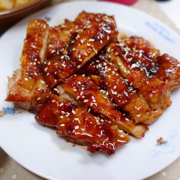 Dolly Chen一起做了照燒雞腿排(15分鐘*免用油*免醃)