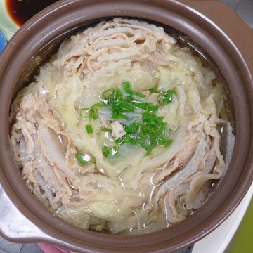 Dolly Chen一起做了千層白菜豬肉鍋