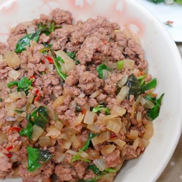 Dolly Chen一起做了打拋豬肉