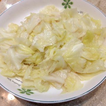 shen一起做了快炒高麗菜~5分鐘便當菜