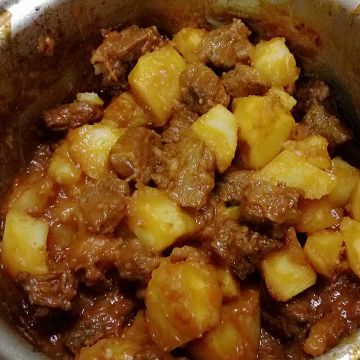 張瑞比一起做了馬鈴薯燉肉(一鍋到底)