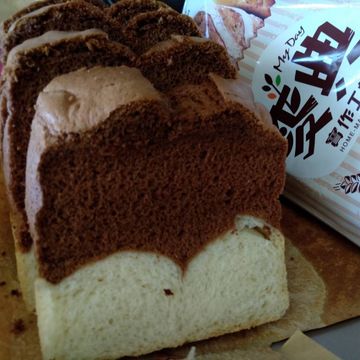 樂烘焙一起做了巧克力蛋糕吐司【麥典實作工坊麵包專用粉】