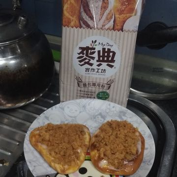 郭銘松一起做了海苔肉鬆麵包【麥典實作工坊麵包專用粉】