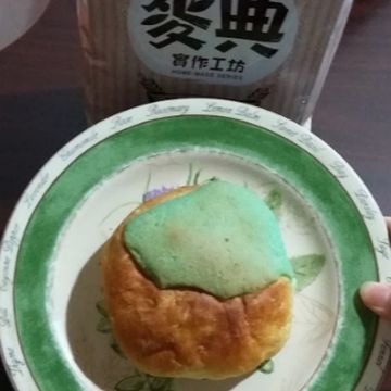  勇兔一起做了抹茶菠蘿【麥典實作工坊麵包專用粉】