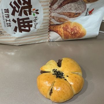 傻里傻氣的蝸牛一起做了紅豆麻糬麵包【麥典實作工坊麵包專用粉】