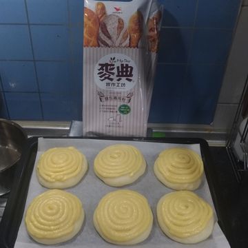 郭銘松一起做了墨西哥葡萄奶酥【麥典實作工坊麵包專用粉】
