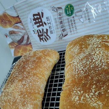放鬆一起做了帕瑪森起士麵包【麥典實作工坊麵包專用粉】