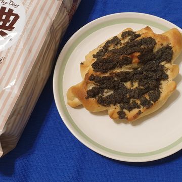 亂煮一通+育一起做了芝麻羅宋【麥典實作工坊麵包專用粉】
