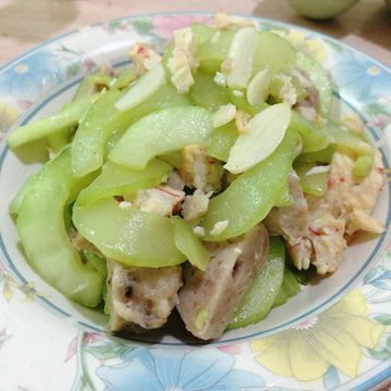 [瓜果類]大黃瓜炒貢丸：Landy Liu 一起做