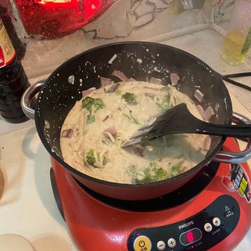 奶油培根義大利麵：黃佳佳 一起做