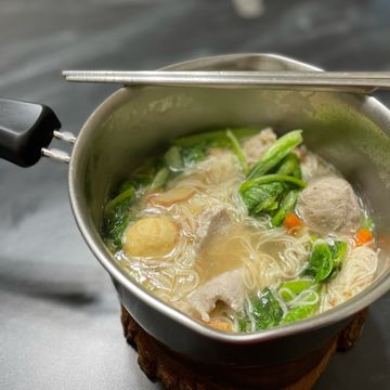 海鮮炒麵：阿怡 一起做