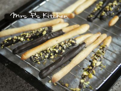 參考食譜 : 超酥脆手工餅乾條