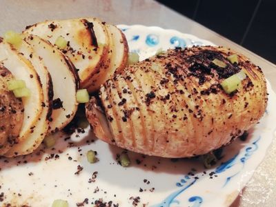 參考食譜 : 超簡單♥手風琴馬鈴薯♥(一般烤箱可烤)