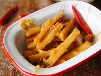 VIVI 濃香油燜筍