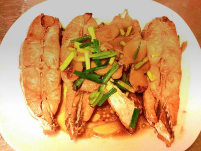 參考食譜 : [家常菜]蔥燒。剝皮魚