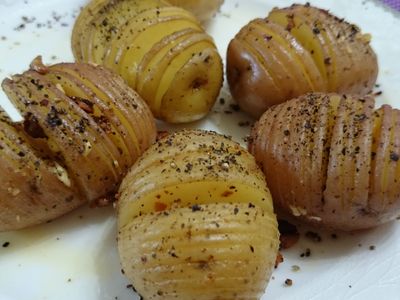 參考食譜 : 手風琴馬鈴薯【深夜食堂x鮮食家】