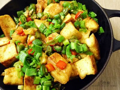 參考食譜 : 蔥蒜四季豆炒豆腐