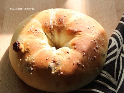 參考食譜 : 優格葡萄乾軟法麵包