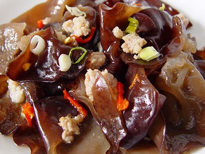 參考食譜 : 【厚生廚房】肉末炒木耳