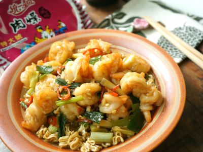 蔥爆蝦仁麵[統一麵創意料理]