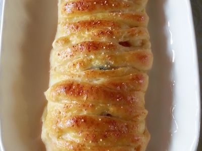 參考食譜 : 海鮮鳳梨披薩麵包