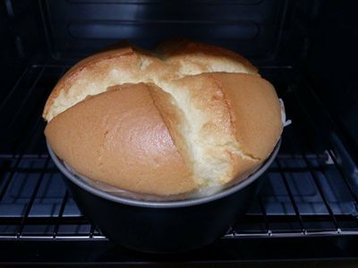 參考食譜 : 原味戚風蛋糕