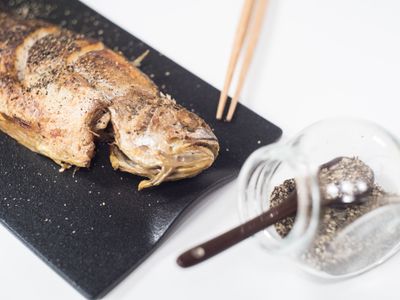 參考食譜 : 乾煎黃魚-對時海鮮