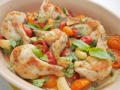 參考食譜 : 蒜香蕃茄烤小翅腿