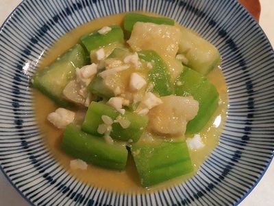 參考食譜 : 鹹蛋絲瓜