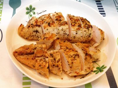 奶油佐香煎雞胸肉