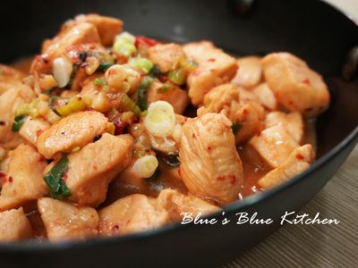 參考食譜 : 紅糟腐乳雞粒-15分鐘上菜系列