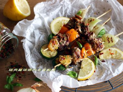 參考食譜 : 林杰樑醫師無毒烤肉法～檸檬酒香烤雞串