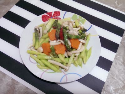 蘆筍清炒白玉菇