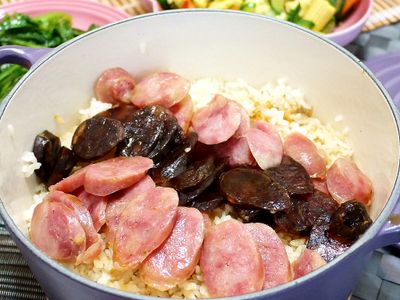 參考食譜 : 臘味煲飯