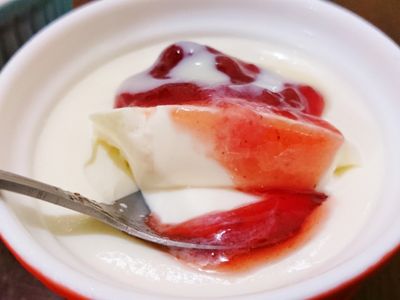 參考食譜 : 草莓煉乳鮮奶酪
