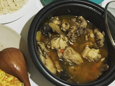 參考食譜 : 立冬進補。燒酒雞［純米紅標米酒］