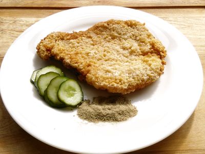 參考食譜 : 台式酥炸豬排【家樂福廚神大賽2015】