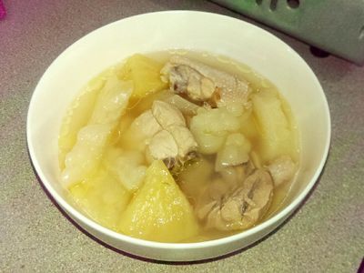 參考食譜 : 【鳳梨苦瓜雞湯】