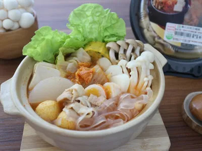 歐巴避冬泡菜鍋_小七食堂