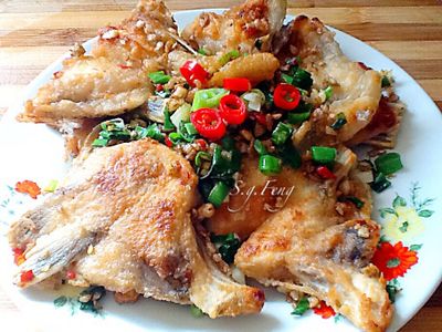 參考食譜 : 椒鹽魚下巴