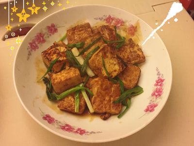 參考食譜 : 蔥燒豆腐