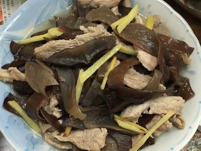 木耳炒肉