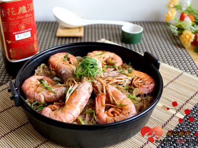參考食譜 : 花雕粉絲醉蝦煲【台灣菸酒x冬日酒膳】